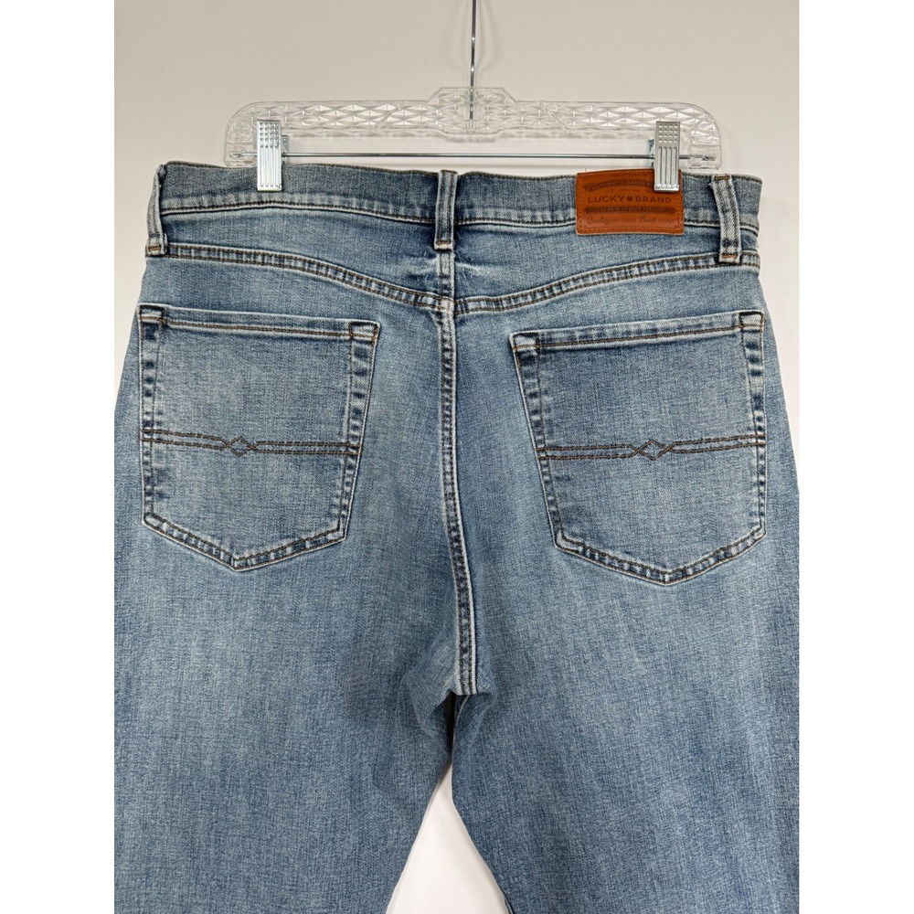 Lucky Brand 121 Slim Straight Mens Jeans 36x30 fits 34x30 Medium Blue Wash Denim